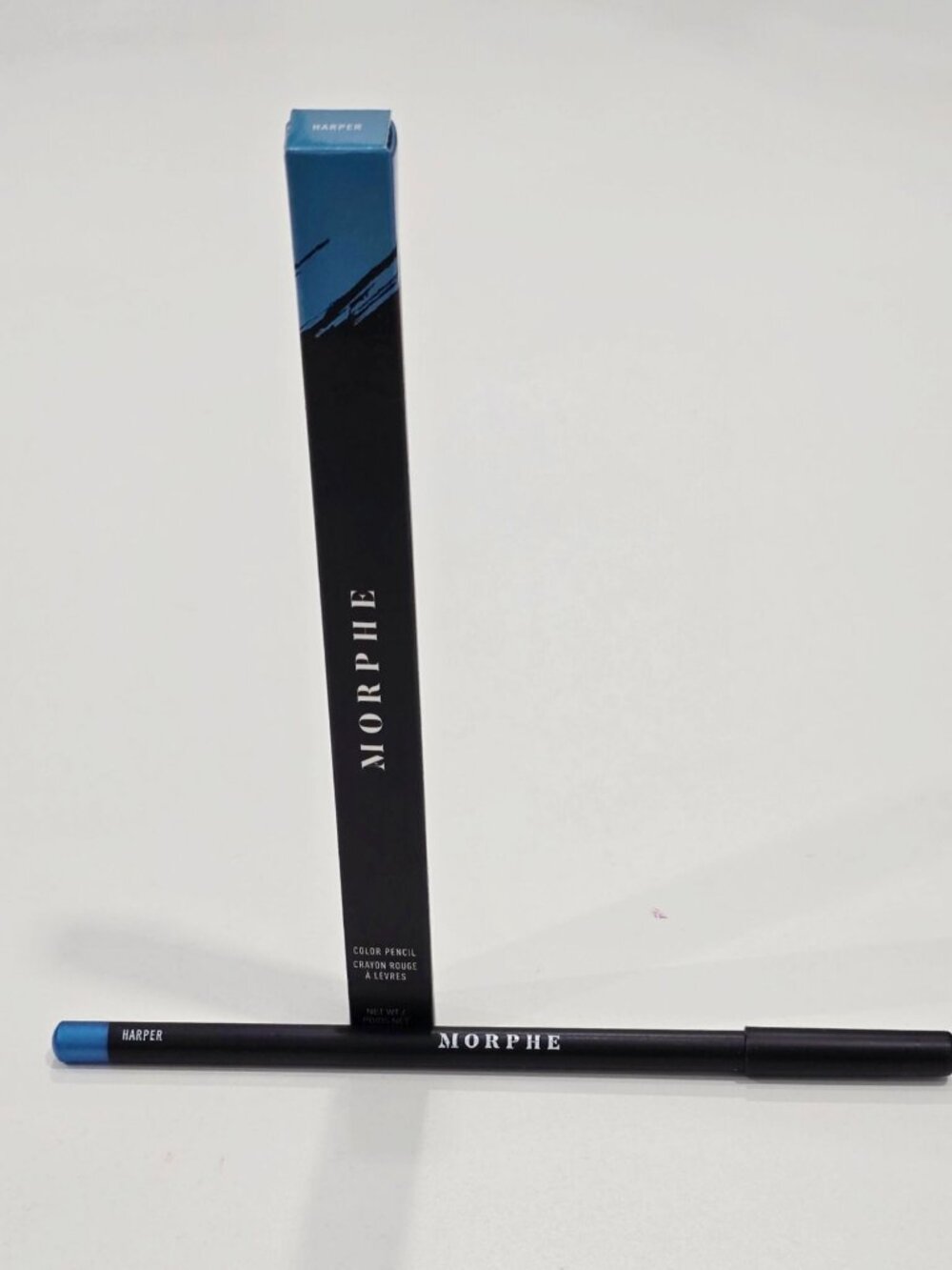 Morphe ✦ Harper Color Pencil ✦ Electric Blue Creamy Long‑Wear Lip Eye Liner 1.5g - Picture 2 of 8